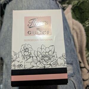 Gucci flora last mark down need this gone
